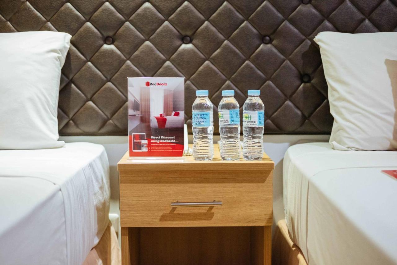 Reddoorz Plus Near Cebu Capitol Kültér fotó